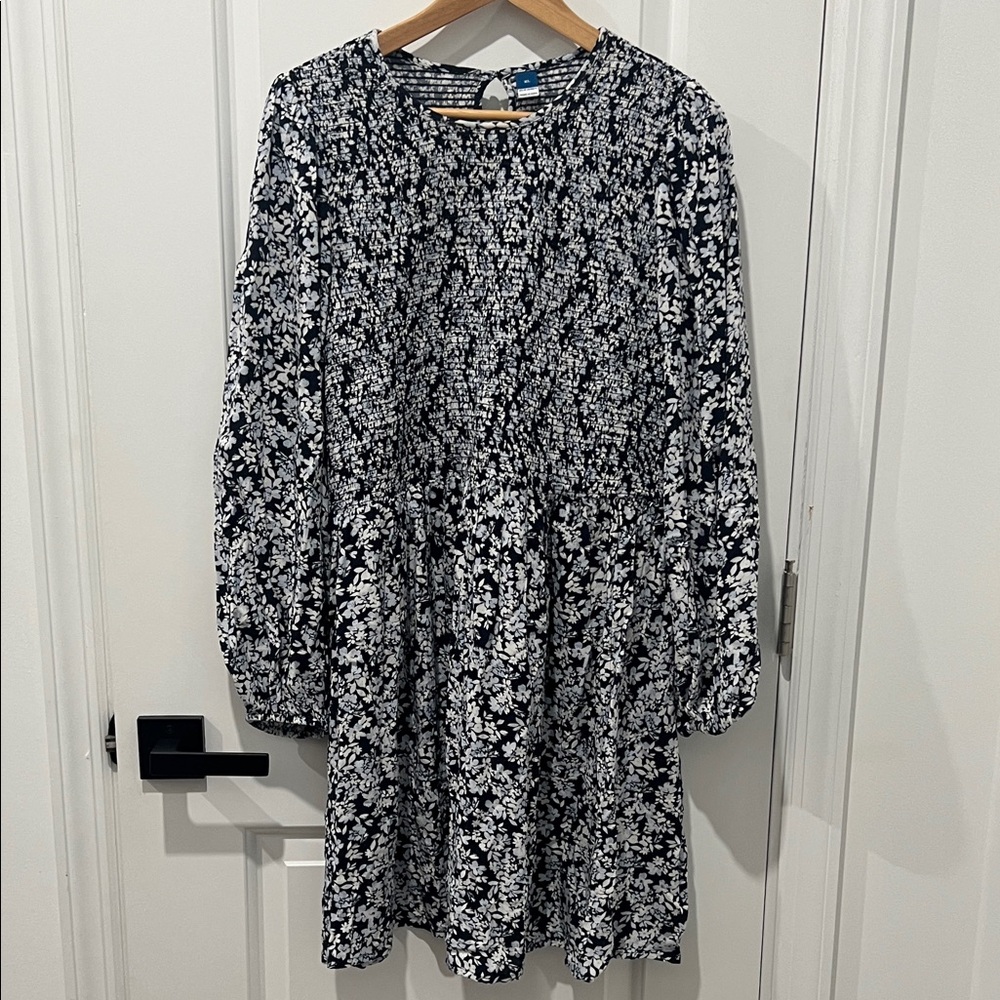 Old Navy Navy, Light‎ Blue and White Floral Long Sleeve Dress